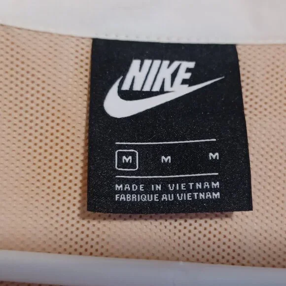 Women's Nike Sportswear Icon Clash Woven Jacket Sz Medium New $120 - Picture 6 of 10